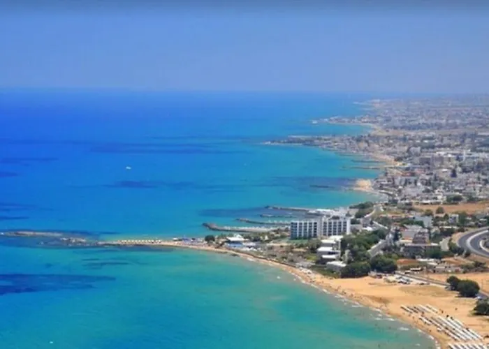 George&Lambros - Beautiful Apartment Just A Few Steps From The Sea!